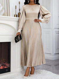 Beautiedoll Solid Pleated Midi Dress
